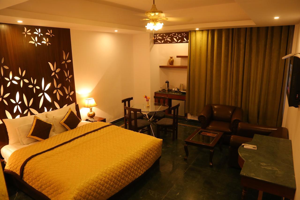 Magsons Resorts Vrindavan Kosi Ngoại thất bức ảnh