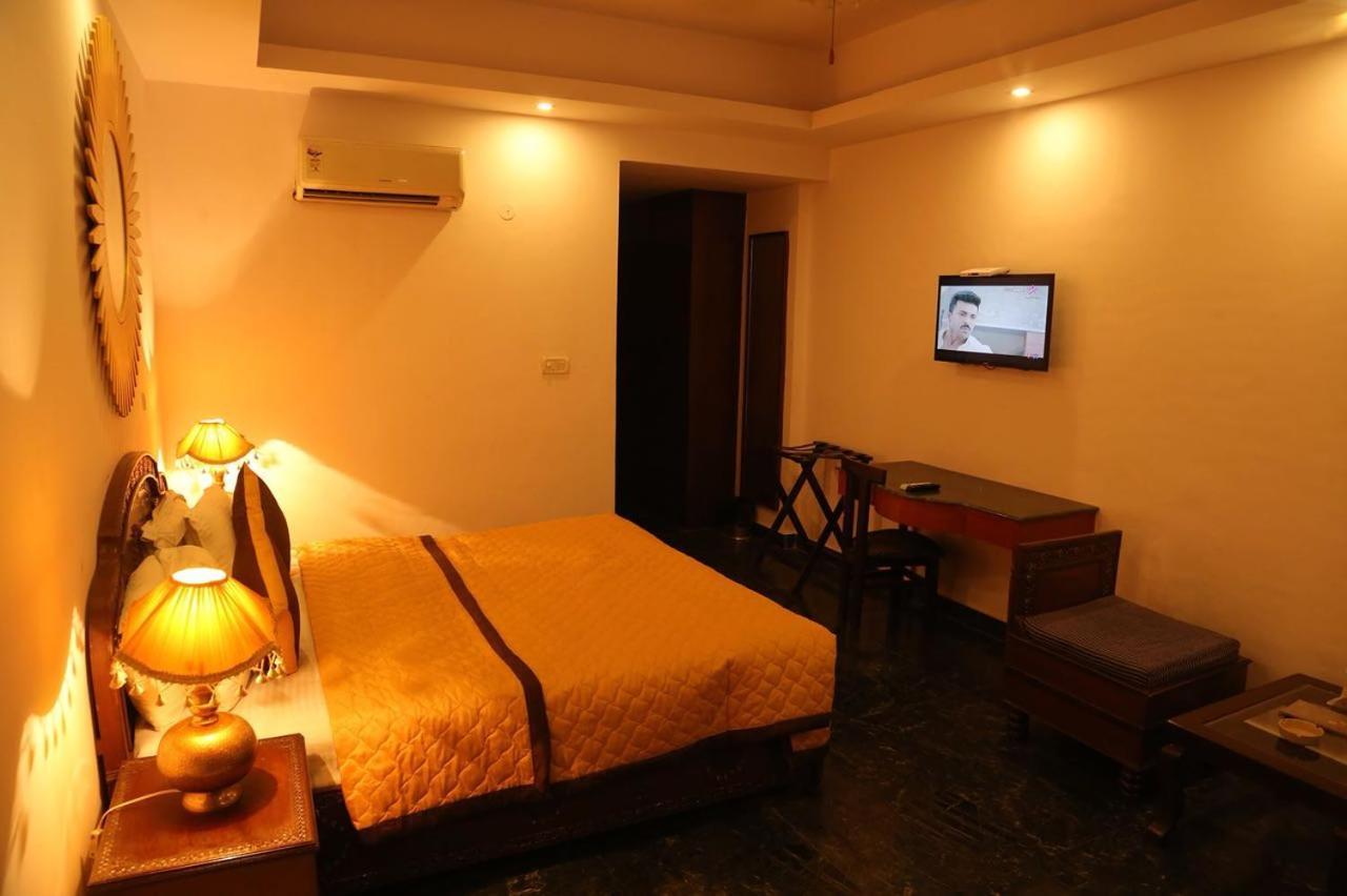 Magsons Resorts Vrindavan Kosi Ngoại thất bức ảnh
